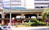 あすなろう四日市駅にて、賢島ゆき近鉄観光特急｢しまかぜ｣といっしょに撮影してみました。